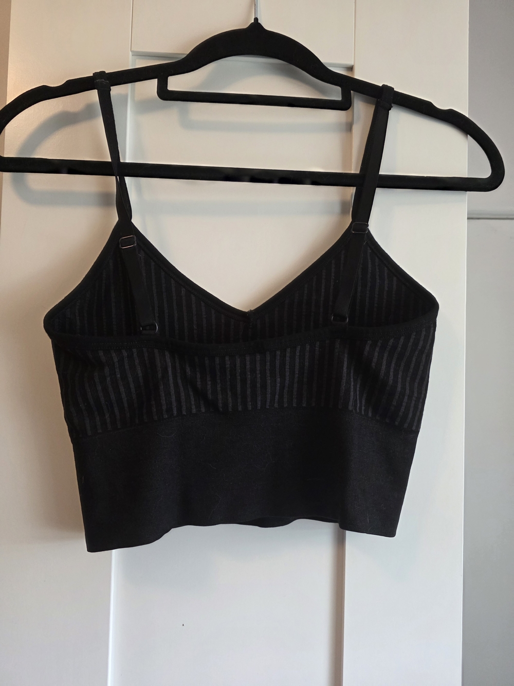 Fabletics Seamless Ribbed Bralette - Picture 4 of 5
